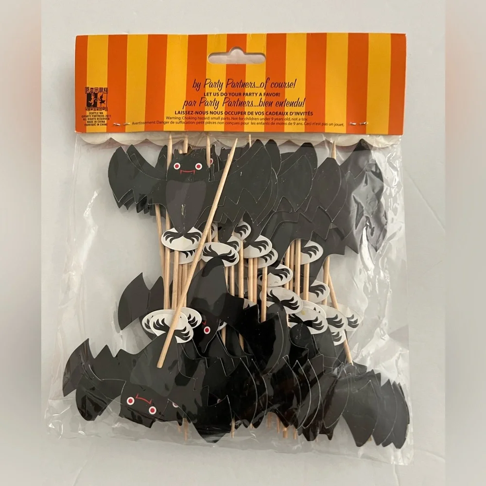 Party Partners 30-Piece Halloween Bats Party Picks Black White New Sealed